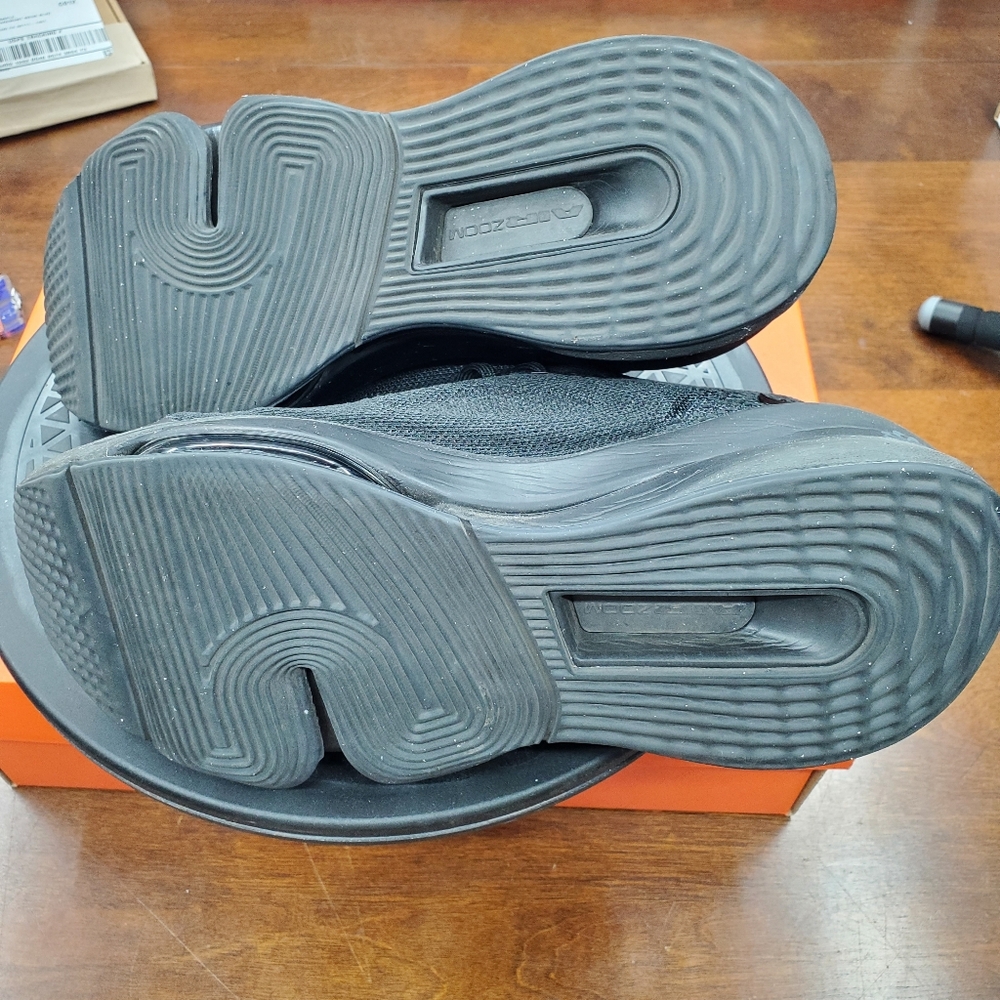 Nike Black Versair Rynning Shoes A001 - Picture 7 of 7